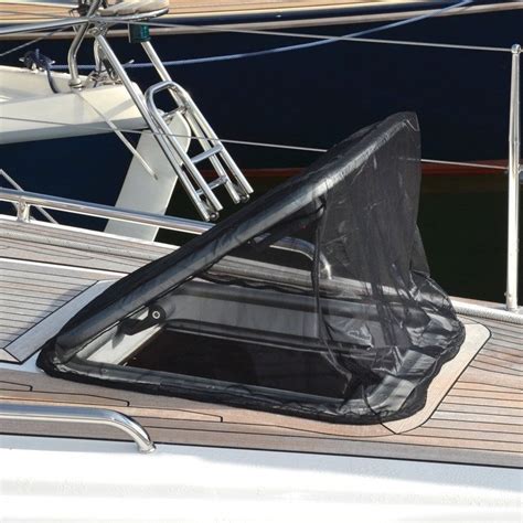 moustiquaire bateau